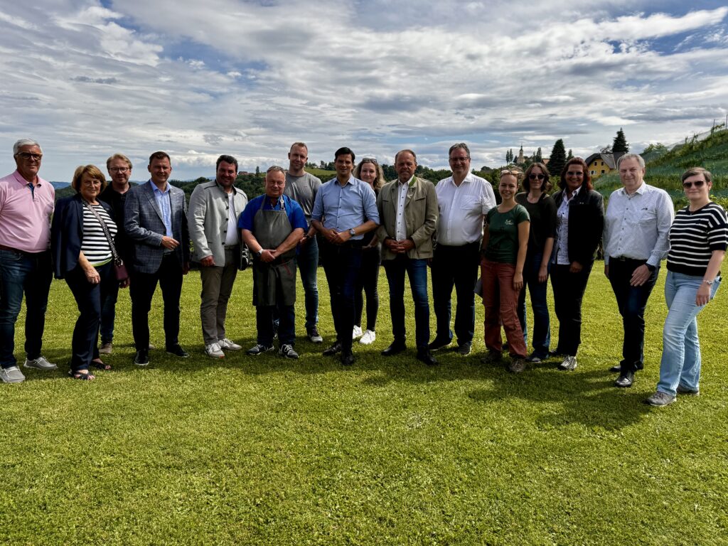 Vize-Bgm. Harald Tomandl, Vize-Bgm. Monika Karbasch, GF Matthias Rode, Bgm. Daniel Kos, Bgm. Josef Fischer, Christian Cramer, Manuel Lesky, LR Hannes Amesbauer, Birgit Praksch, BR Manfred Repolust, Bgm. Gerald Aldrian, Julia Edlinger, Katharina Scheibenhofer, Vize-Bgm. Romana Vehovec-Huhs, Bgm. Gerhard Hartinger, Anna Luidold